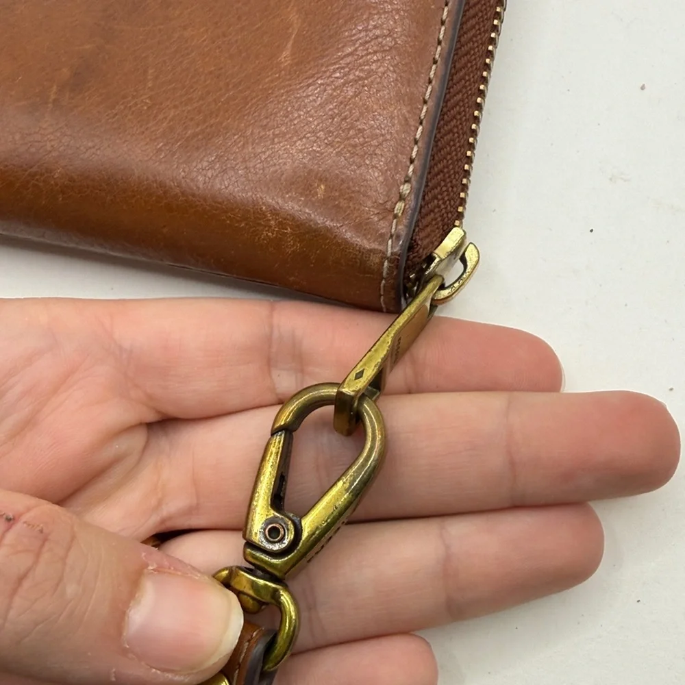 Fossil Zip Around Accordion Wallet Clutch Wristlet Brown Leather ID Card Holder
